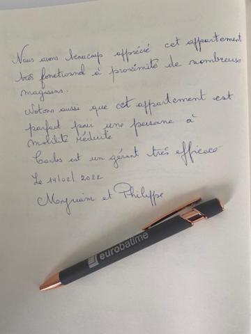 Superbe appartement lumineux ,super bien équipé avec WIFI-NetFlix Gratuit Charleroi Exterior foto